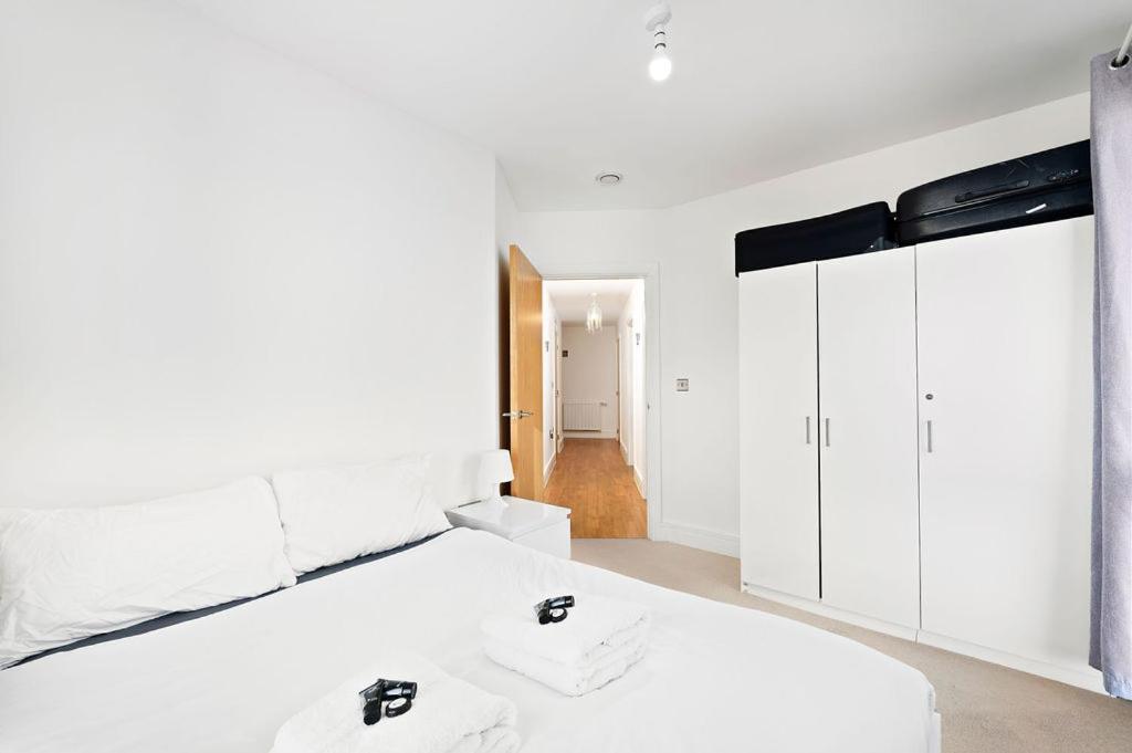 Modern Serviced 3-Bedroom Flat In East London Kültér fotó