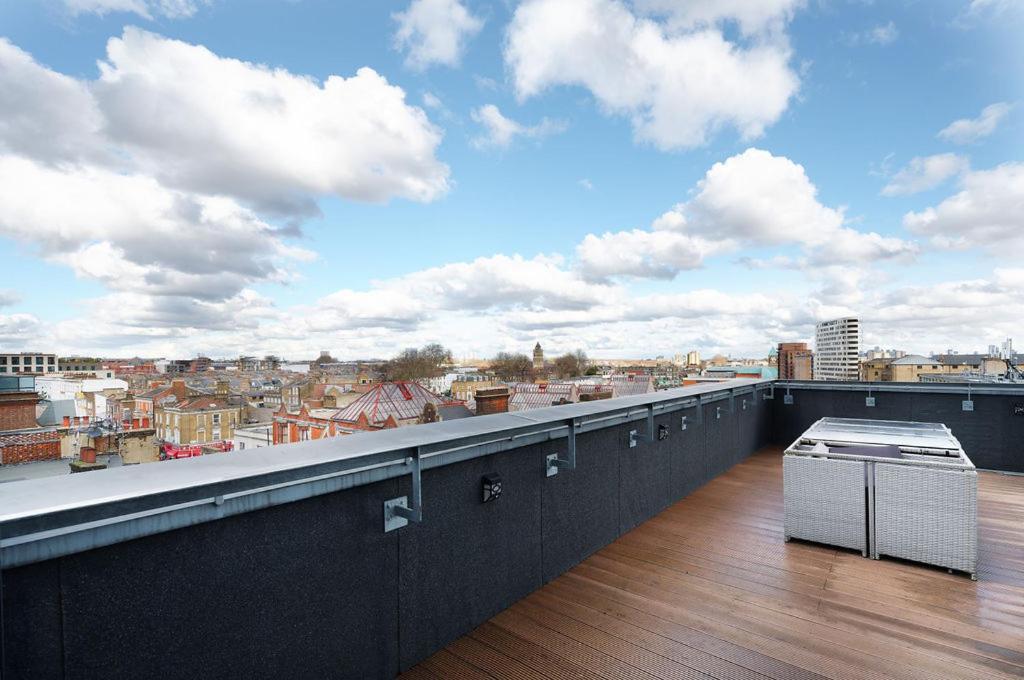 Modern Serviced 3-Bedroom Flat In East London Kültér fotó