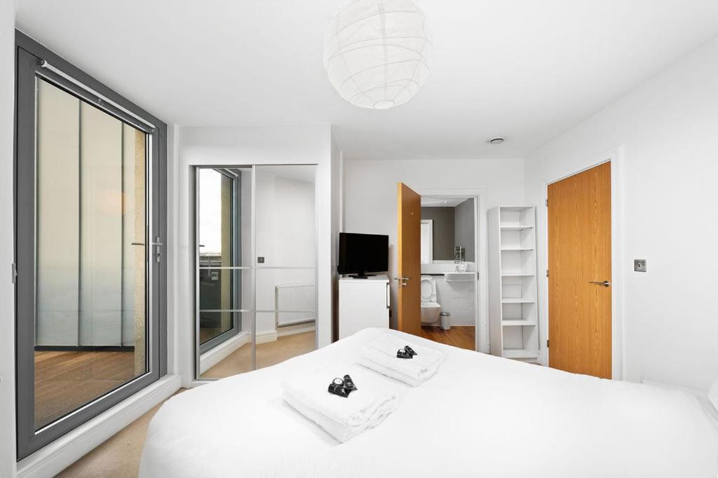 Modern Serviced 3-Bedroom Flat In East London Kültér fotó