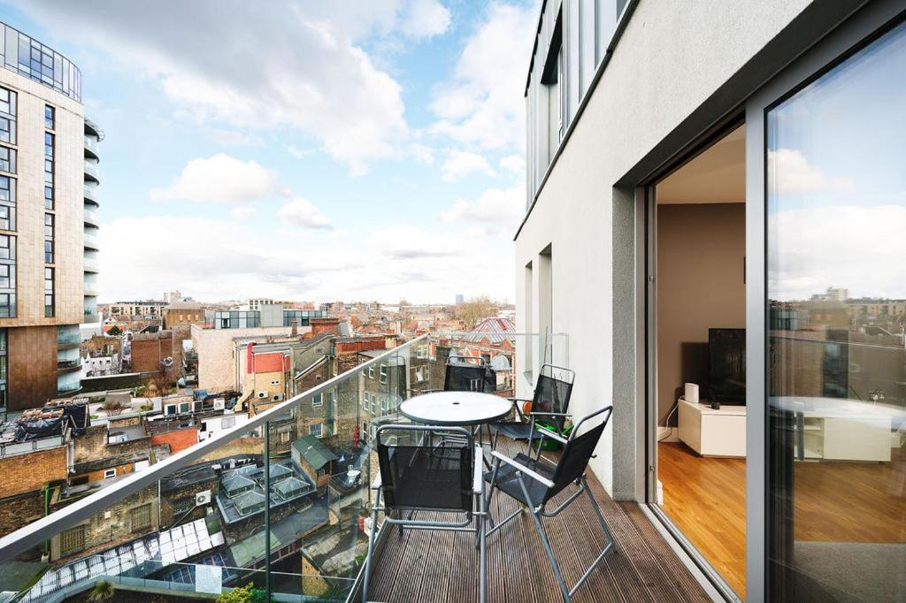 Modern Serviced 3-Bedroom Flat In East London Kültér fotó